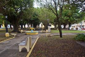 (Plaza Pública de Naguabo)
