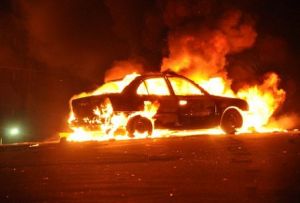 Fuego_Incendio_auto_carro