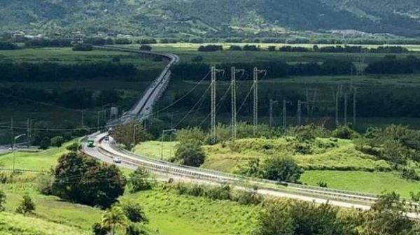 Anuncian cierre total del puente de la PR-53 en Yabucoa por trabajos de alumbrado