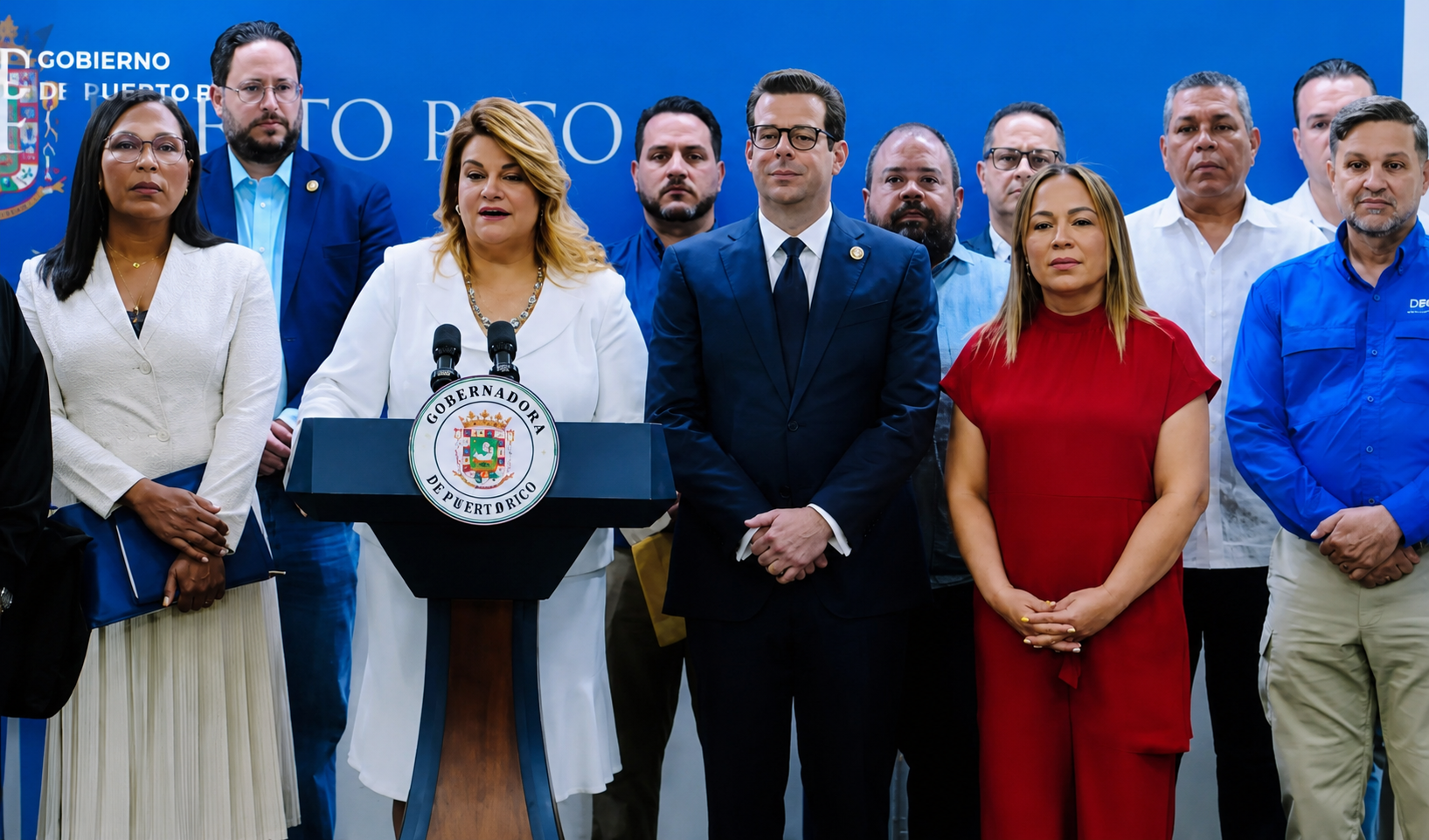 Sale Francisco Domenech junto a Itza García de la Secretaría de la Gobernación y sub secretaria