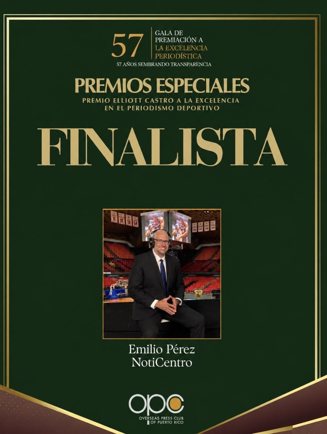 Emilio Pérez es reconocido como finalista del Premio Elliott Castro a la Excelencia en el Periodismo Deportivo