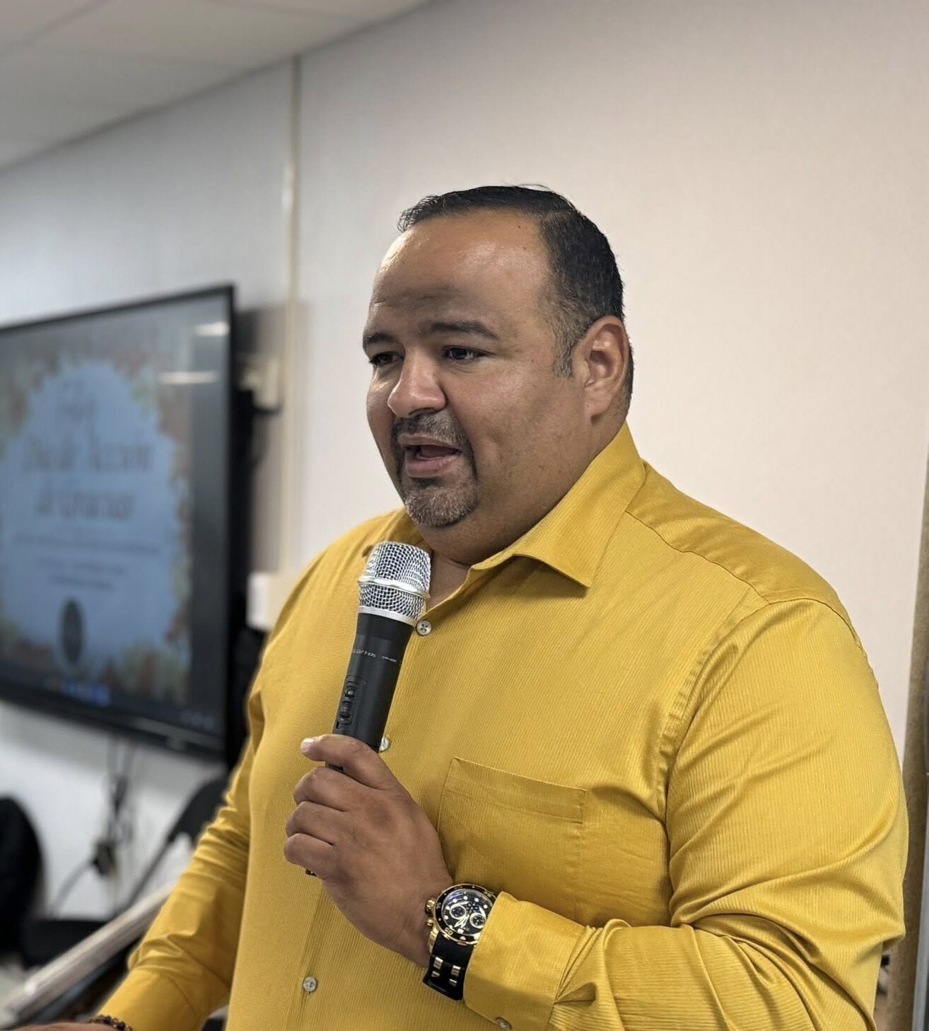 Región Educativa de Humacao lista para recibir a más de 30 mil estudiantes este 6 de agosto