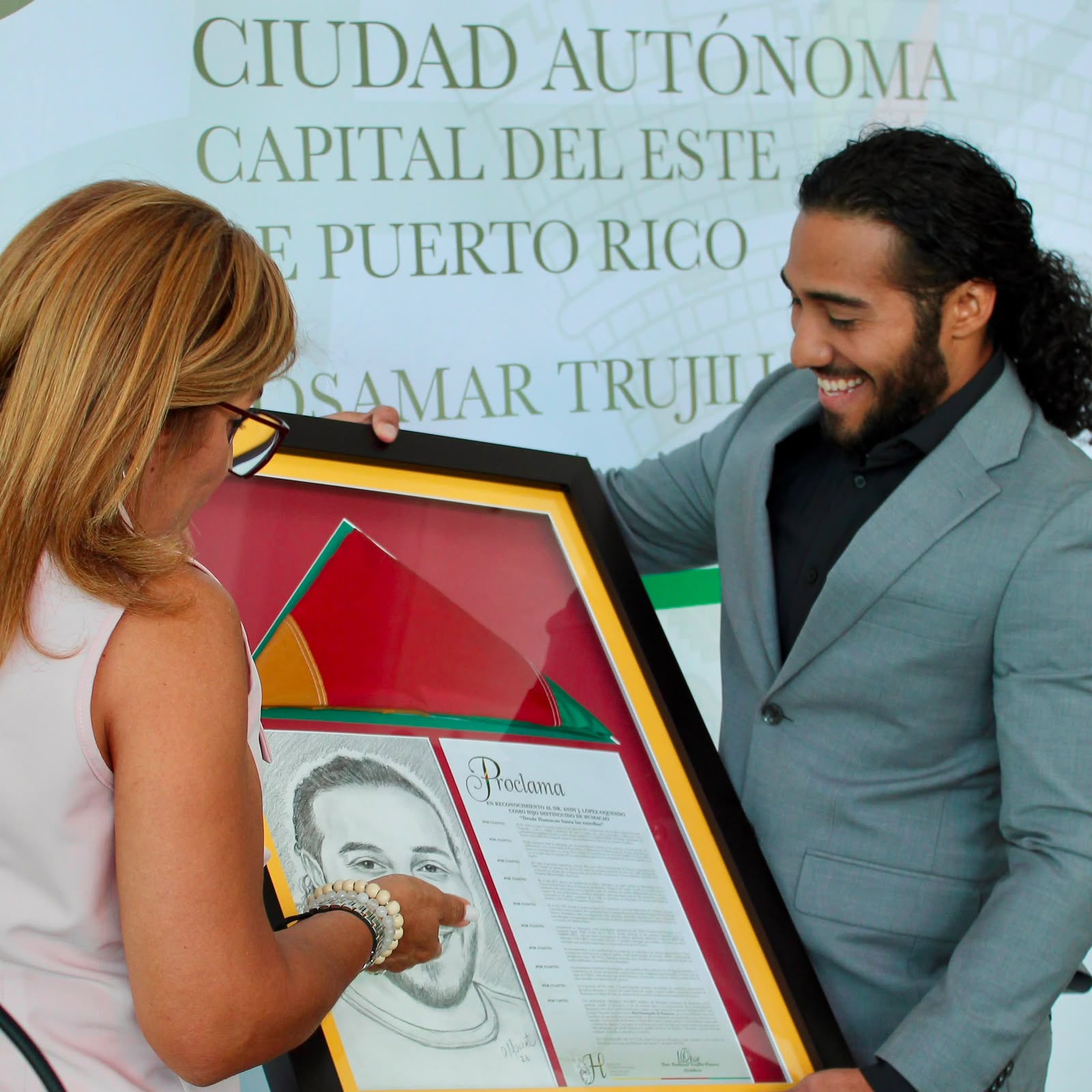 Declaran Hijo Distinguido de la ciudad al científico humacaeño Dr. Andy J. López-Oquendo