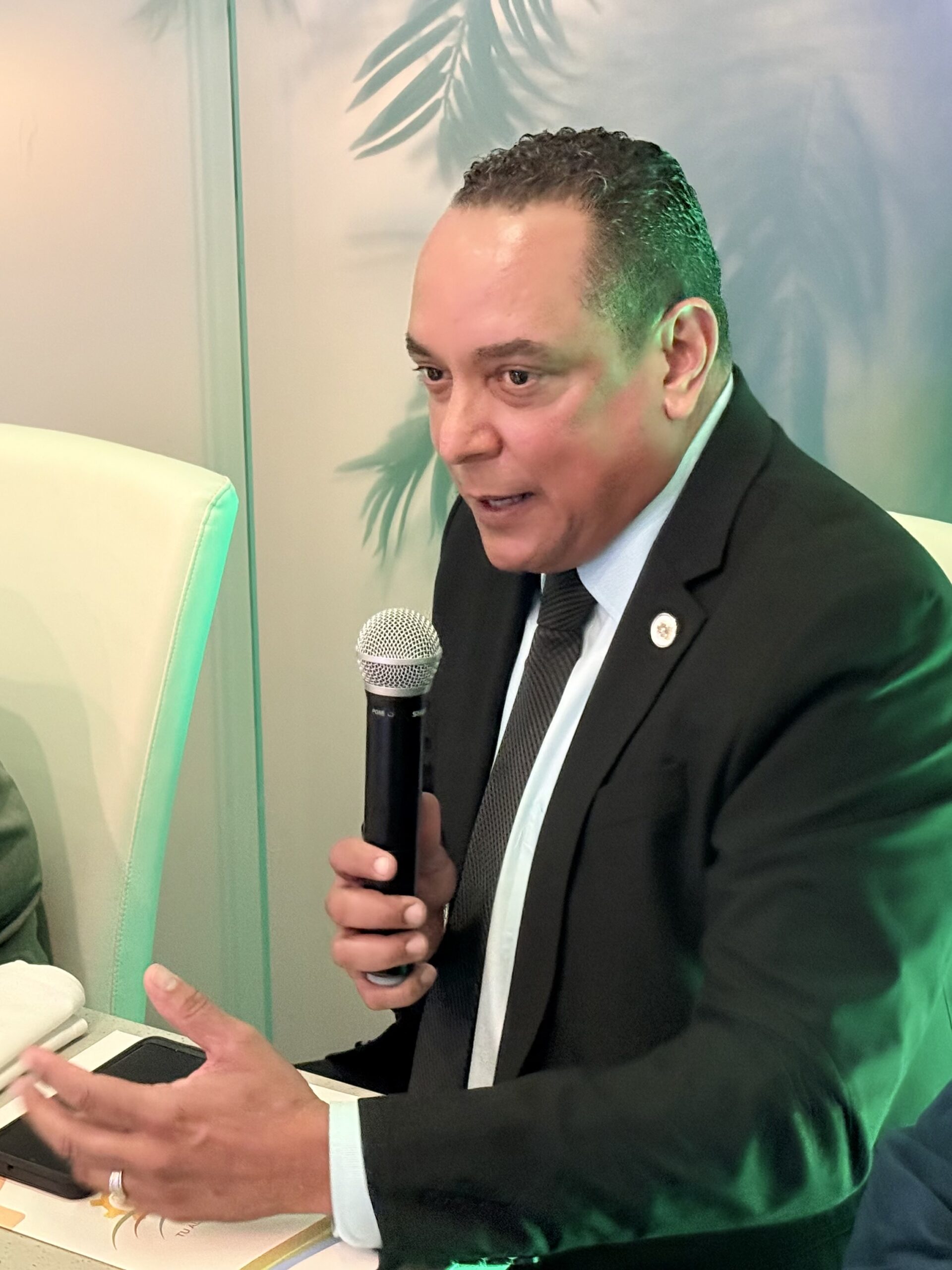Dr. Alberto R. Costa Berríos es elegido nuevo presidente de la Junta Local de AMSI