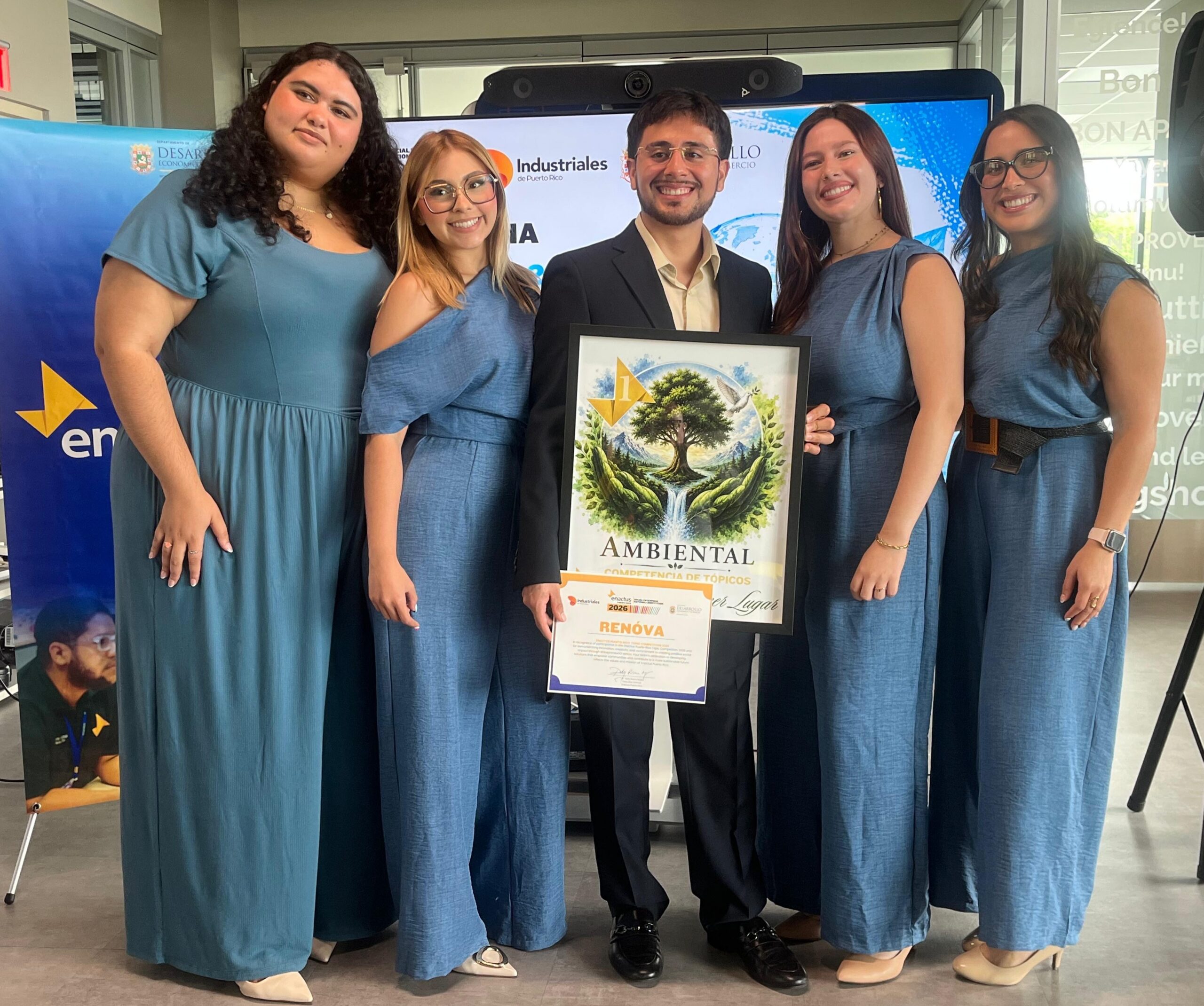 Estudiantes de la UPR Humacao destacan por proyectos innovadores con impacto ambiental y social