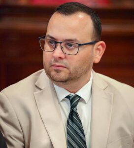 Senador Sánchez cuestiona memorando para inspección y registro de vehículos UTV