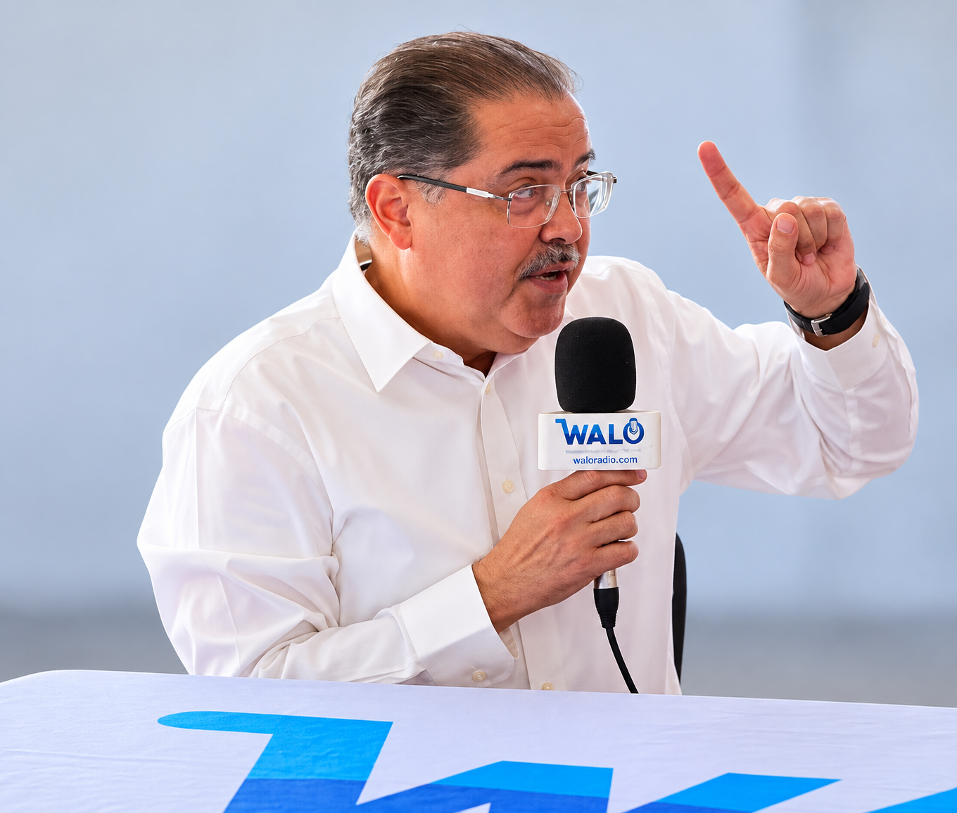 Dalmau cuestiona manejo del gobierno ante crisis de agua, electricidad y el resultado investigaciones por irregularidades
