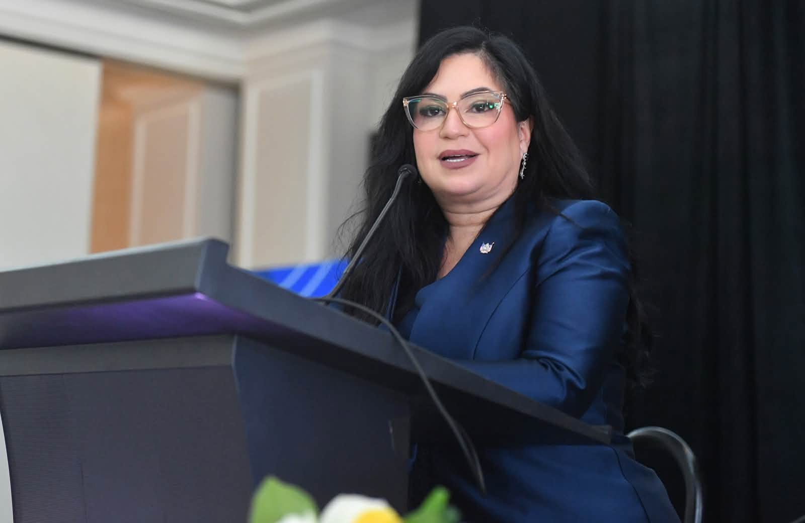 Centro Unido de Detallistas estrena nuevo liderato con Alan Taveras y Sheila Otero