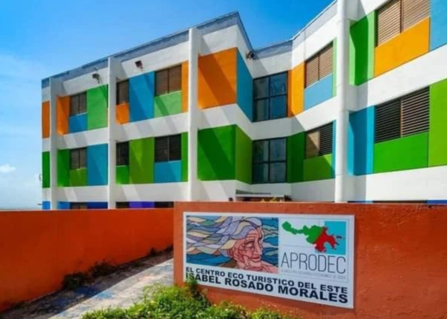 Líder comunitaria de Naguabo denuncia que quieren desalojar a APRODEC en Ceiba