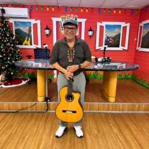Trovador junqueño Edgardo Delgado apuesta al humor en la trova