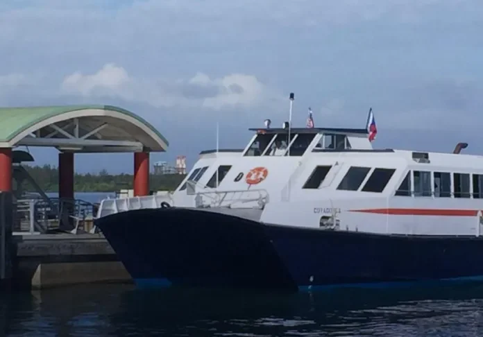 Alcalde de Vieques expresa preocupación ante posible salida del presidente de HMS Ferries